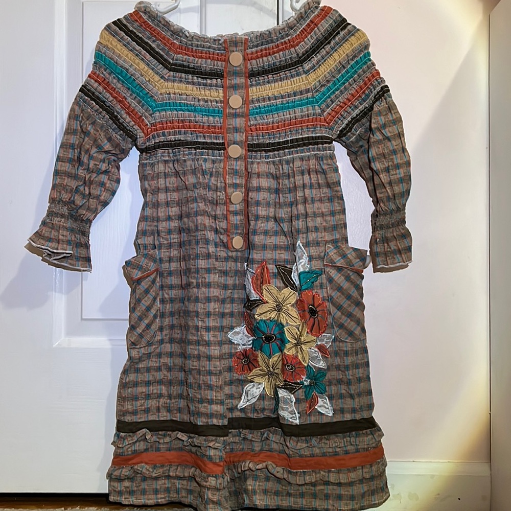 Cute girls dress love this one